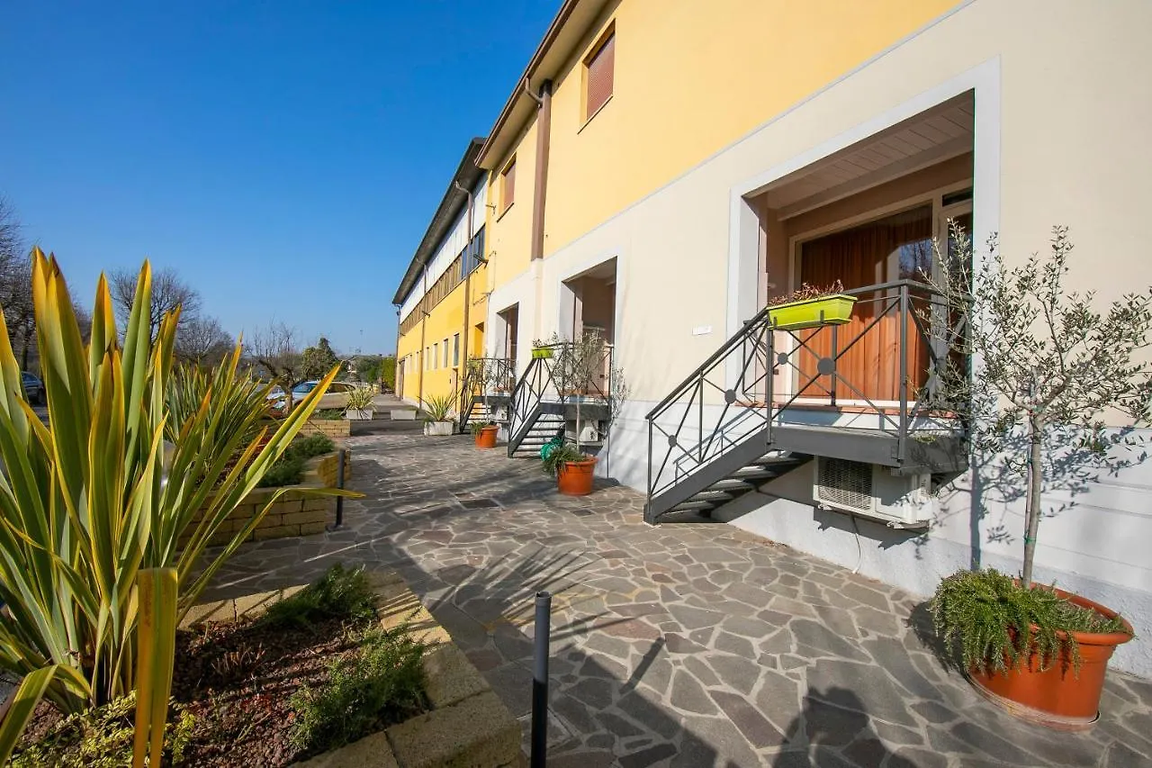 דסנזאנו דל גארדה Yellow, Orange And Blue Apartments Desenzano 0*, דסנזאנו דל גארדה איטליה
