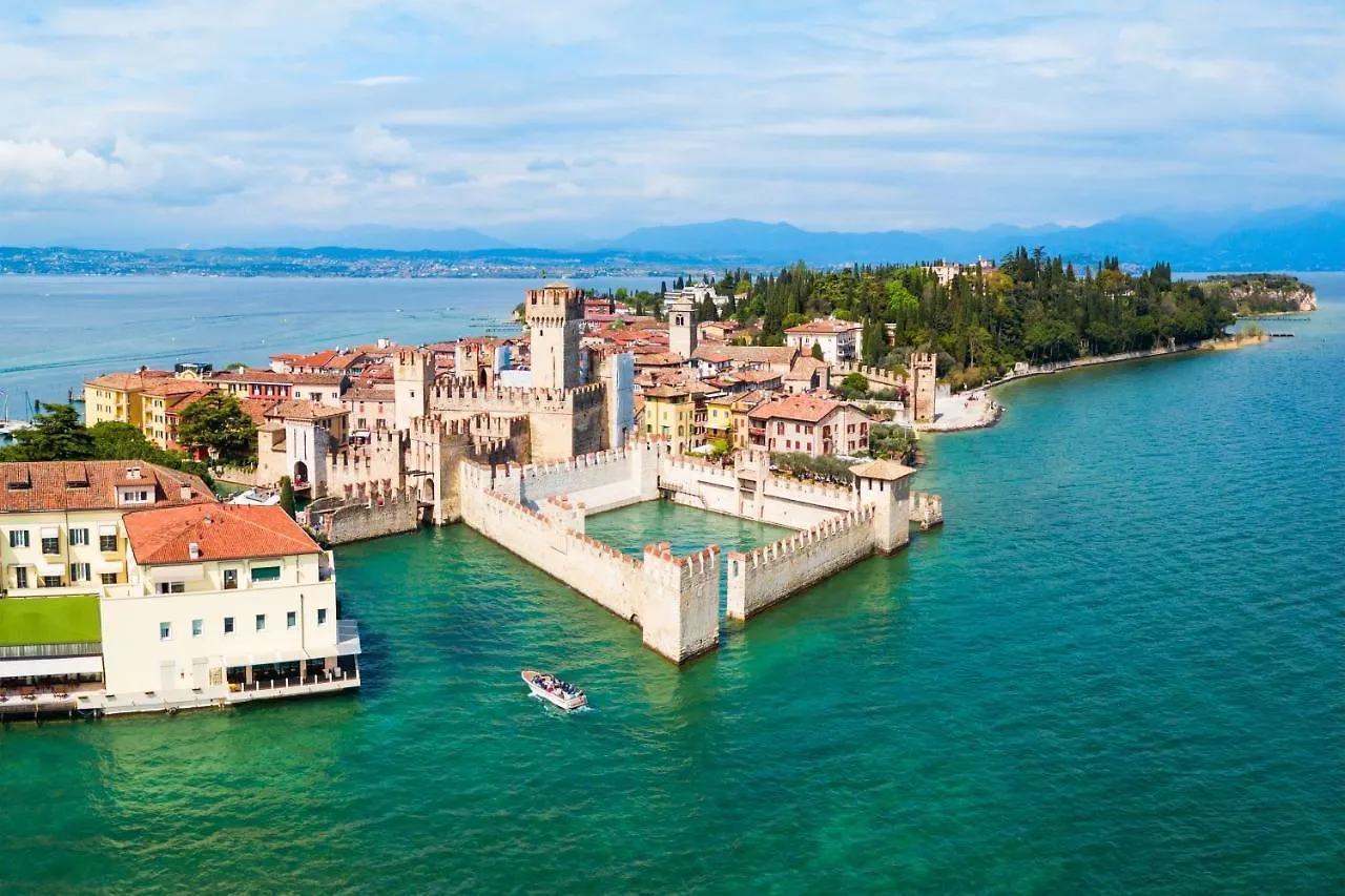 דסנזאנו דל גארדה Yellow, Orange And Blue Apartments Desenzano 0*, דסנזאנו דל גארדה איטליה