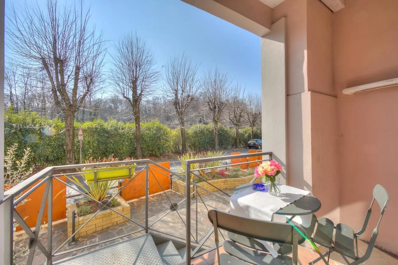 Contatti di Yellow, Orange And Blue Apartments Desenzano